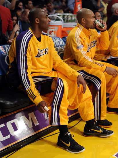 紧张氛围中 紧张氛围中