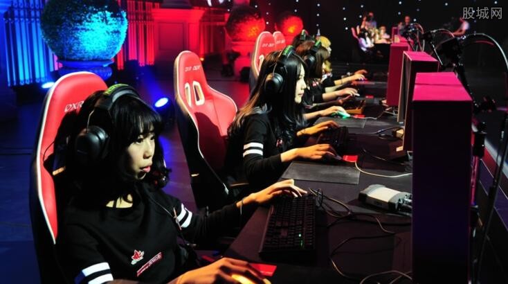 谢晖勇于坚 谢晖勇于坚