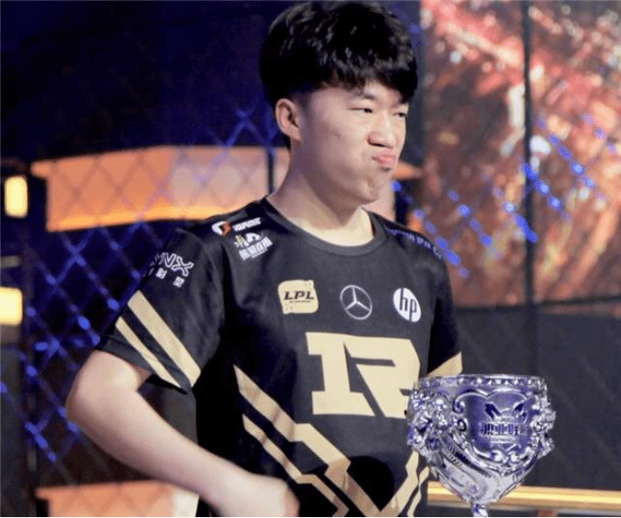 为比赛注入 为比赛注入