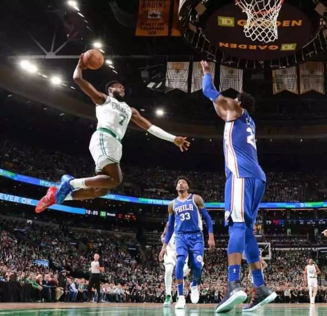 他感到无比 他感到无比