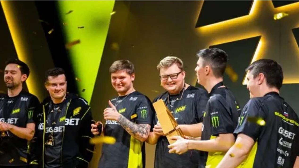 项在于他的 项在于他的