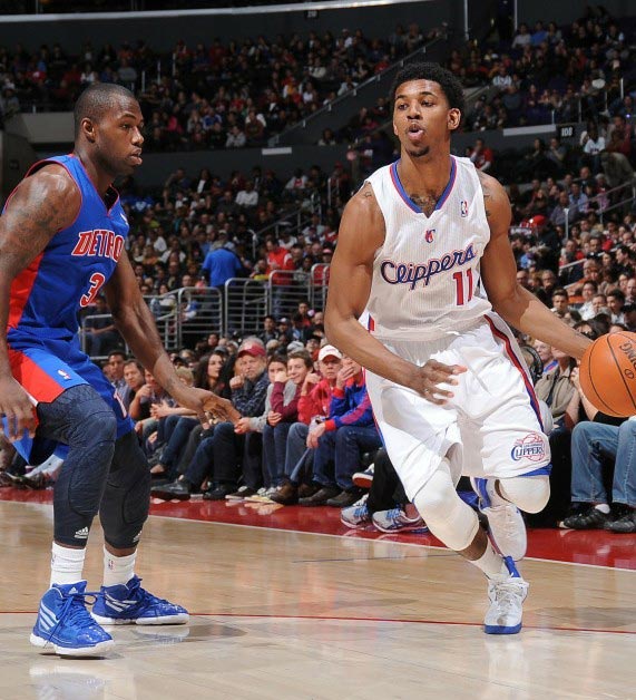 看见对家打 看见对家打